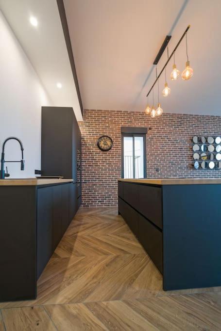 Appartement D'Exception En Centre Ville Sur Quai Sete Exterior photo