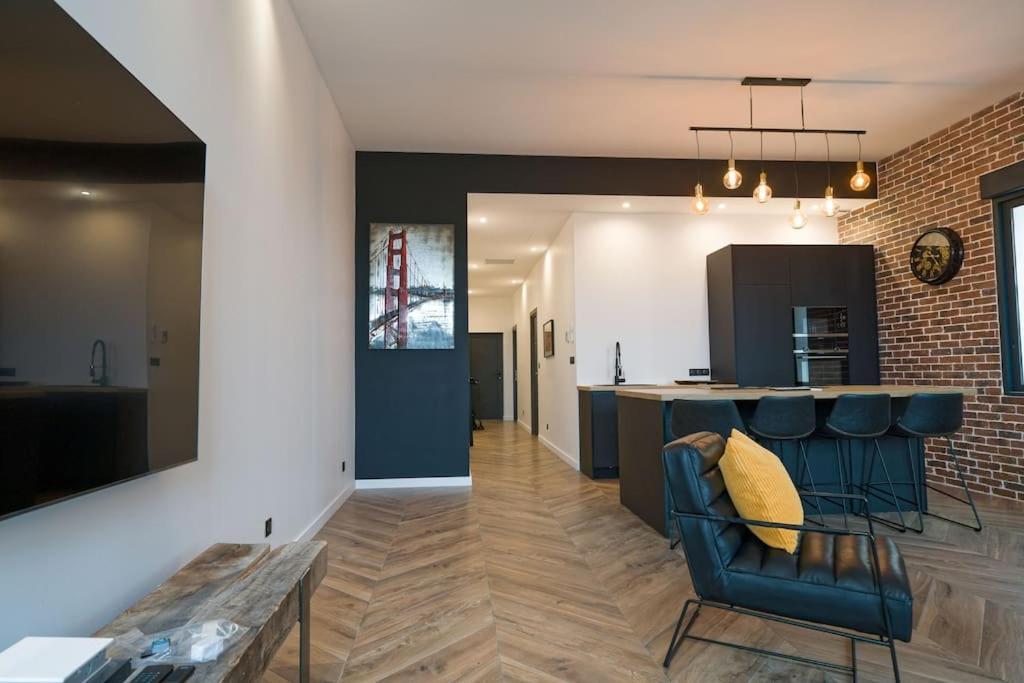 Appartement D'Exception En Centre Ville Sur Quai Sete Exterior photo