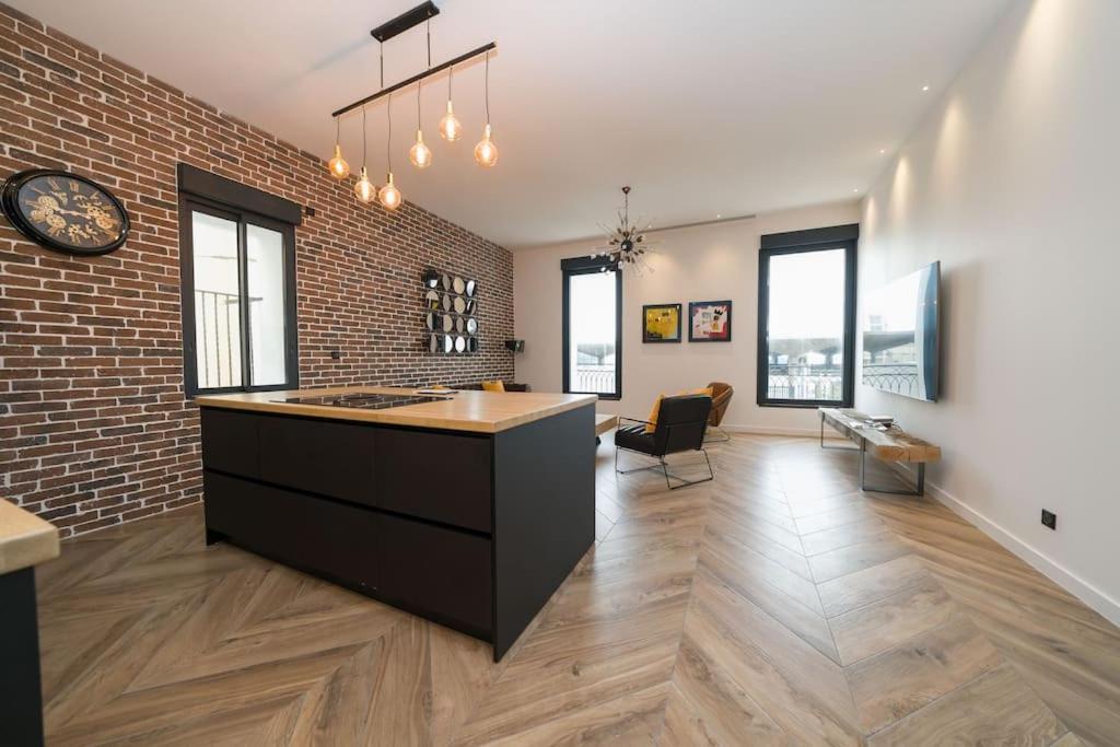 Appartement D'Exception En Centre Ville Sur Quai Sete Exterior photo