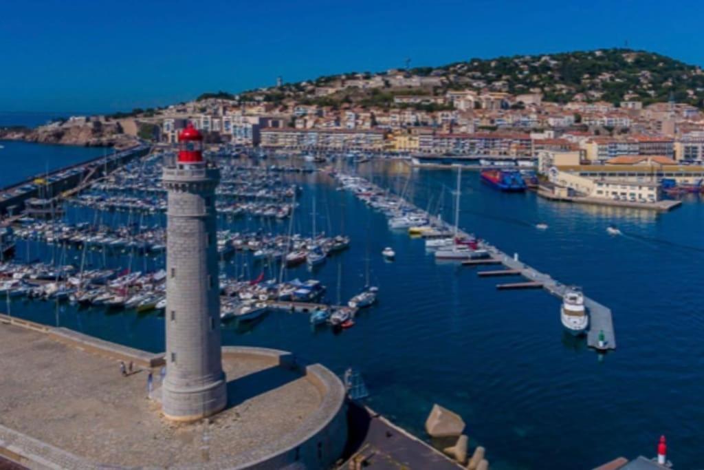Appartement D'Exception En Centre Ville Sur Quai Sete Exterior photo
